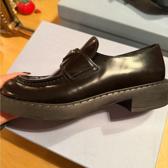 Prada Black Leather Women's Loafers - Picture 7 of 9